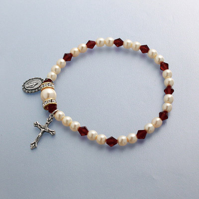 Rosary Bracelet Stretch Garnet/Pearl
