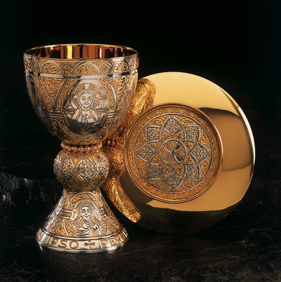 Tassilo Chalice with paten, brass two tone