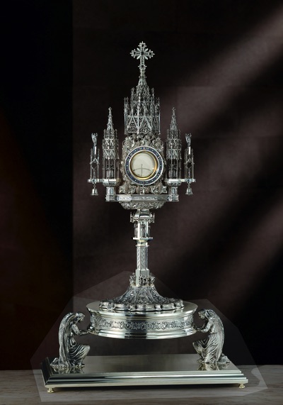 Two Tone, Monstrance, 17&quot;, 2 3/4&quot;Luna